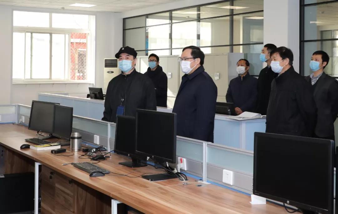 杨金成到七院、七一四所检查指导疫情防控和复工复产工作